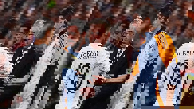2157954
