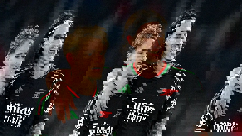 2157367