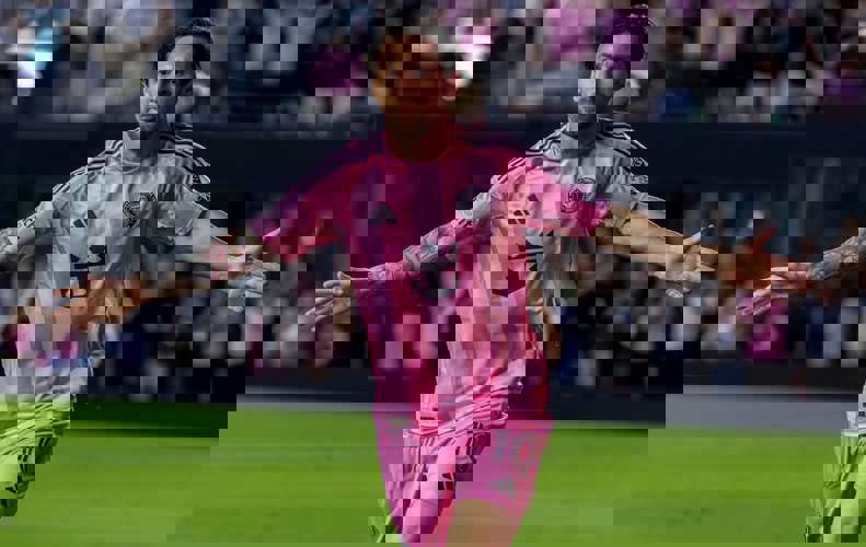 2167577