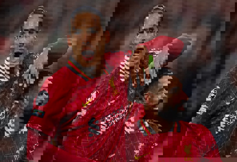 2176023
