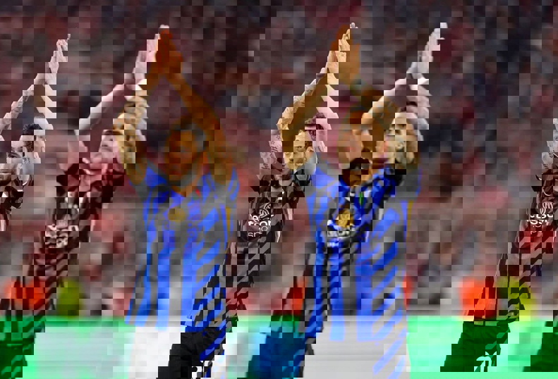 2171062
