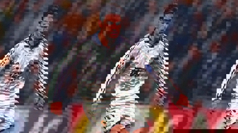 2175653