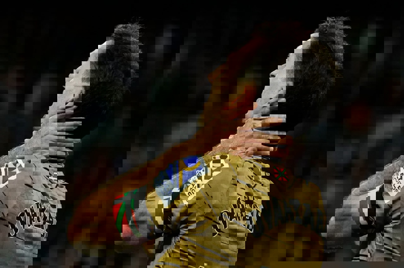 2167492