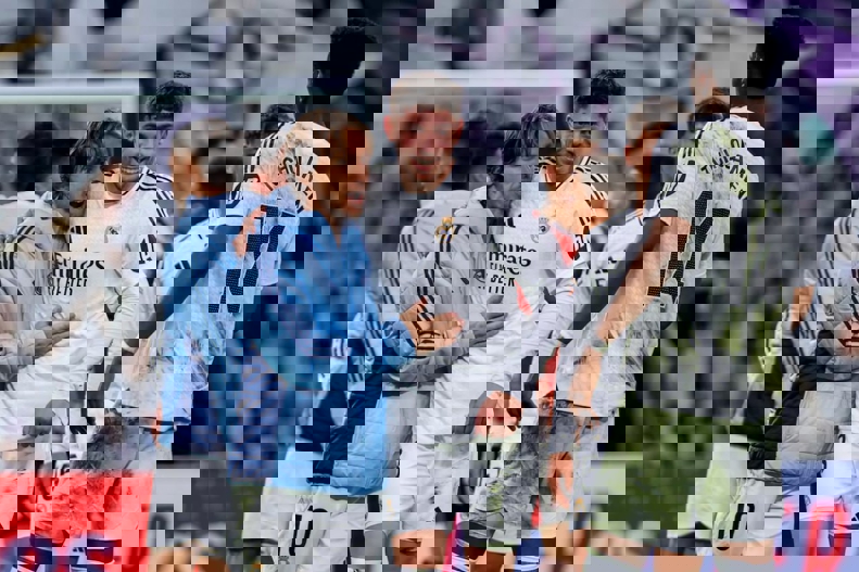 2176107