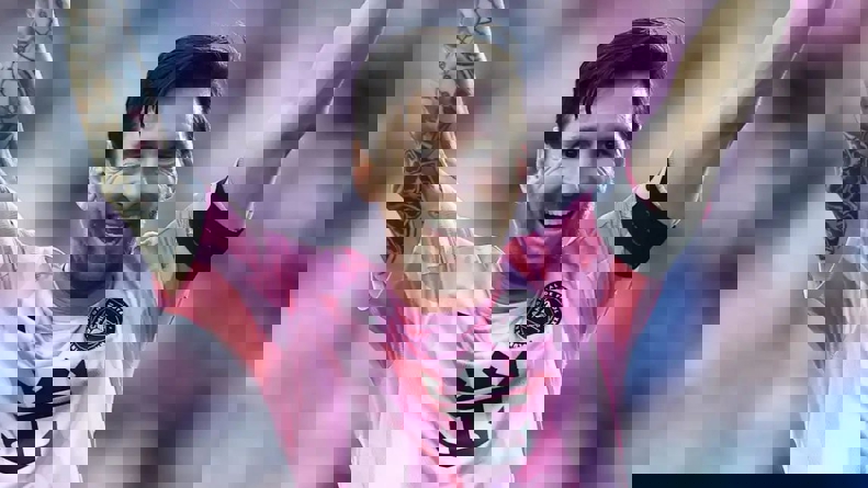 2198052