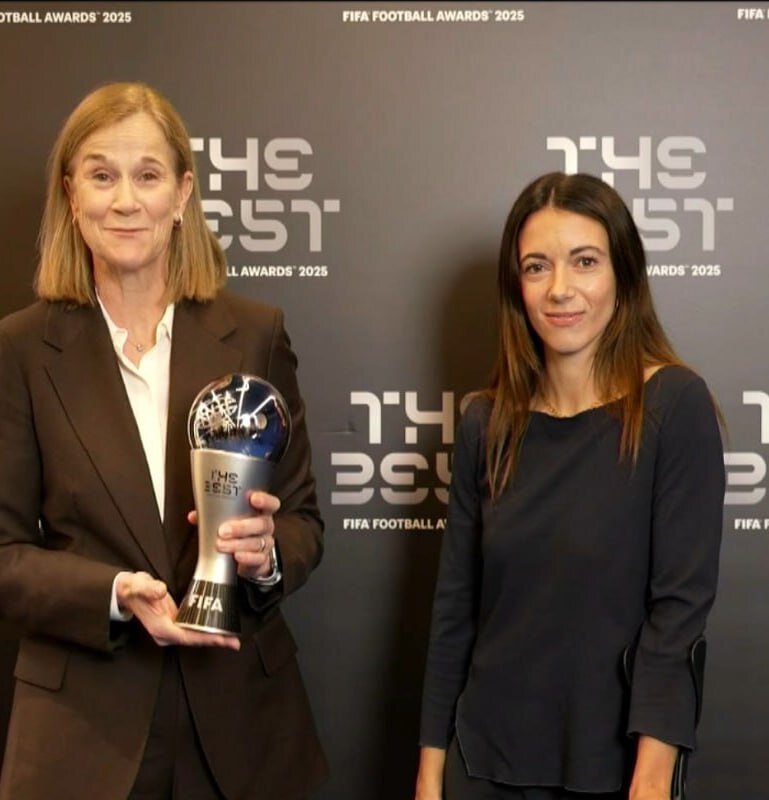 دمبله بهترین بازیکن سال فیفا شد