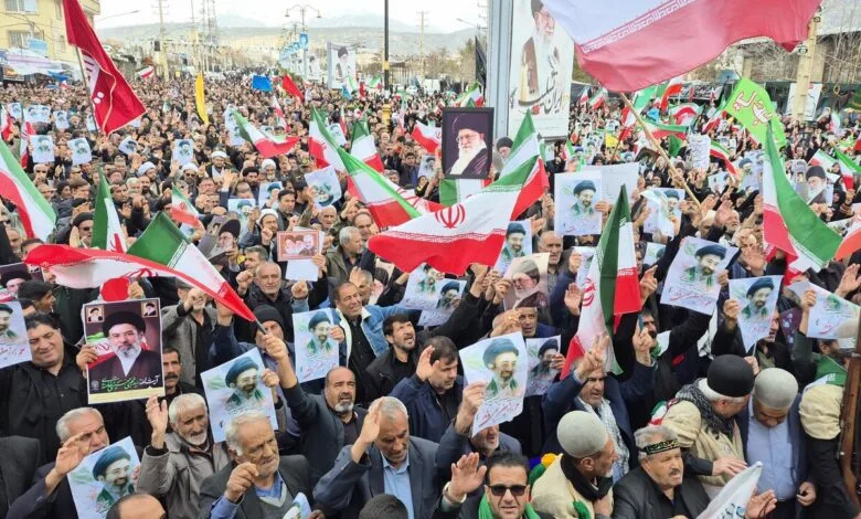 بیعت جامعه ورزش با سومین رهبر انقلاب/ برای اهتزاز پرچم ایران می ایستیم