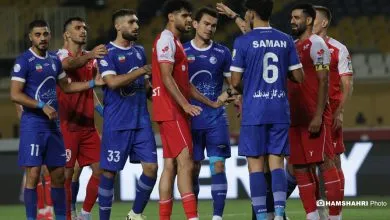 ۳ بازیکن پرسپولیس باید اخراج می شدند اما داوران اتاق var بیخیال بودند | این